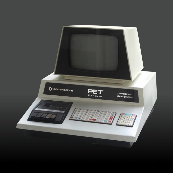 Commodore-Pet-700x700.jpeg
