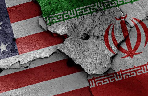Iran-Sanctions_key-issues_US-Iran-flags_1920x2160.jpg