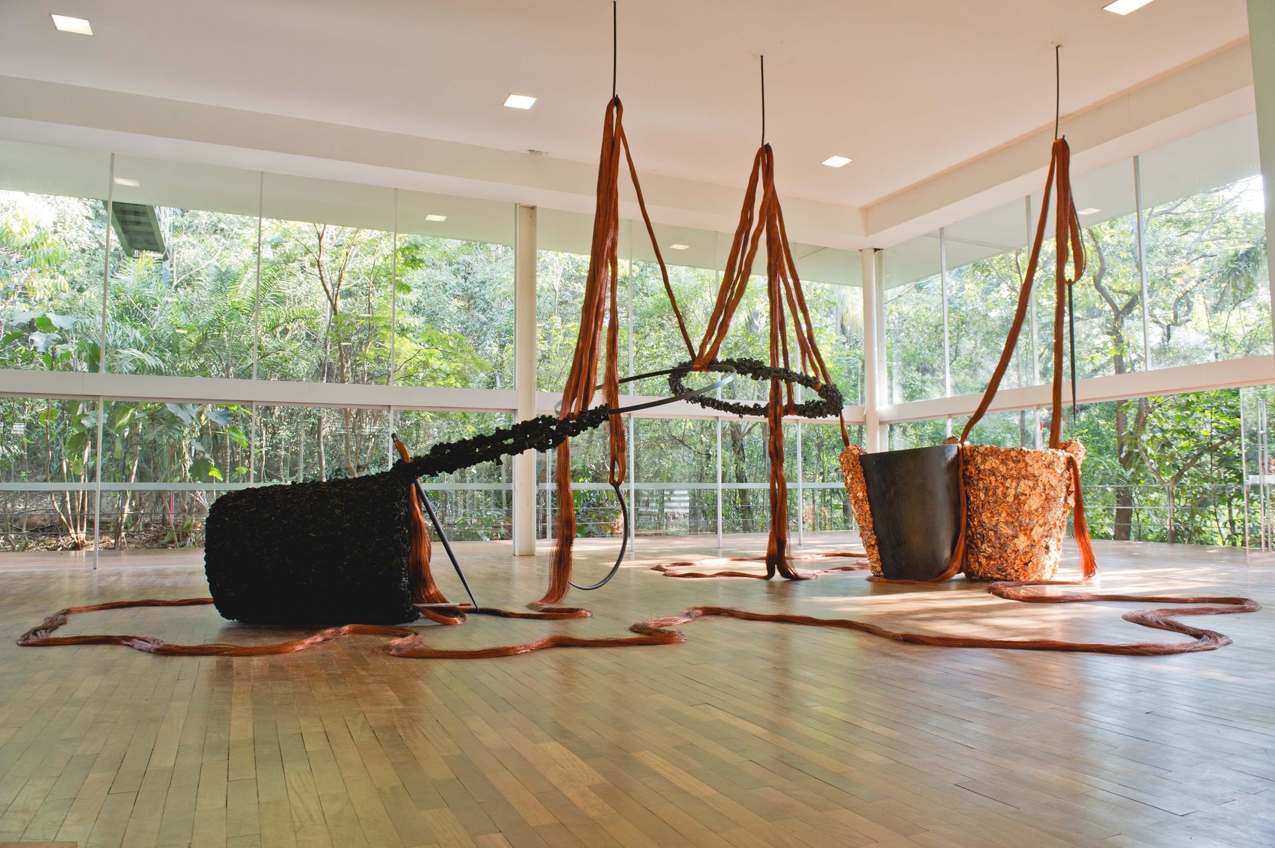Tunga, Palíndromo Incesto, 1990-1992, Galeria Psicoativa, Instituto Inhotim. Foto: Daniel Mansur