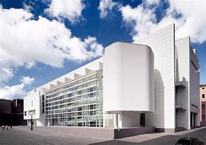 MACBA: Museu d'Art Contemporani de Barcelona, Spain